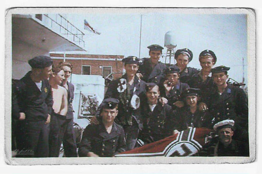 crew-of-mtb-634-coloured.jpg