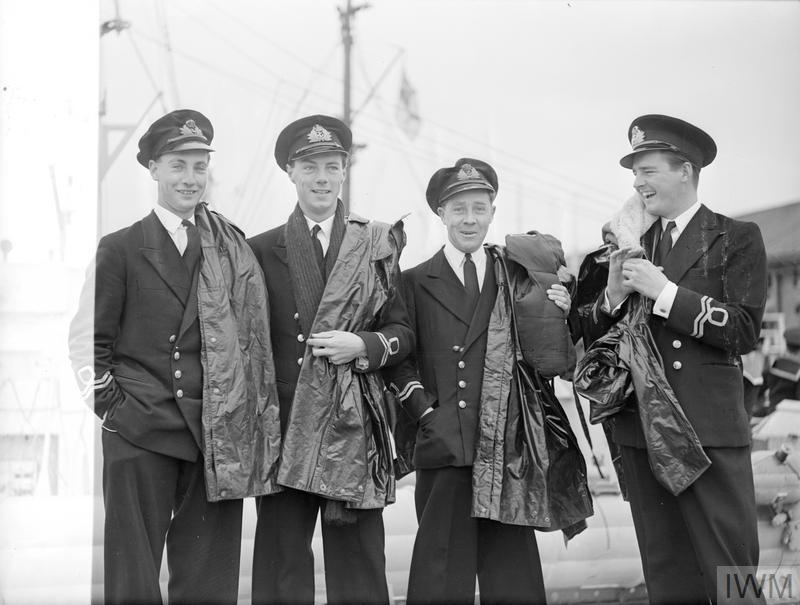 Lieutenant Douglas Hunt MTB 245 (third from left) © IWM A 17971