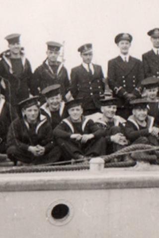 crew606.jpg