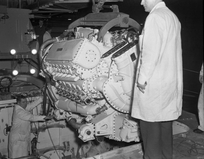 deltic-engine-fit.jpg