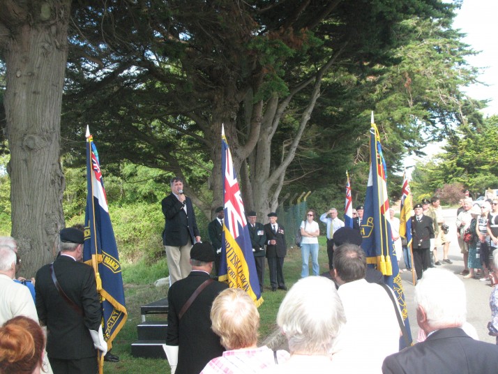 Blue Plaque Ceremony, Langstone hotel.jpg