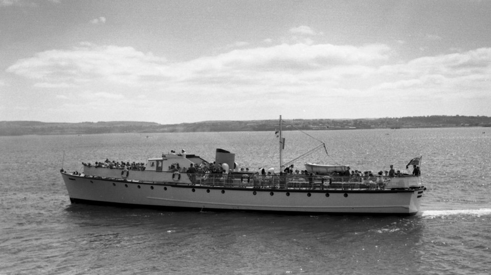 Kiloran II off Torquay 18.6.61.jpg