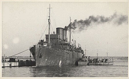 C F B.HMS Vienna Algiers.jpg